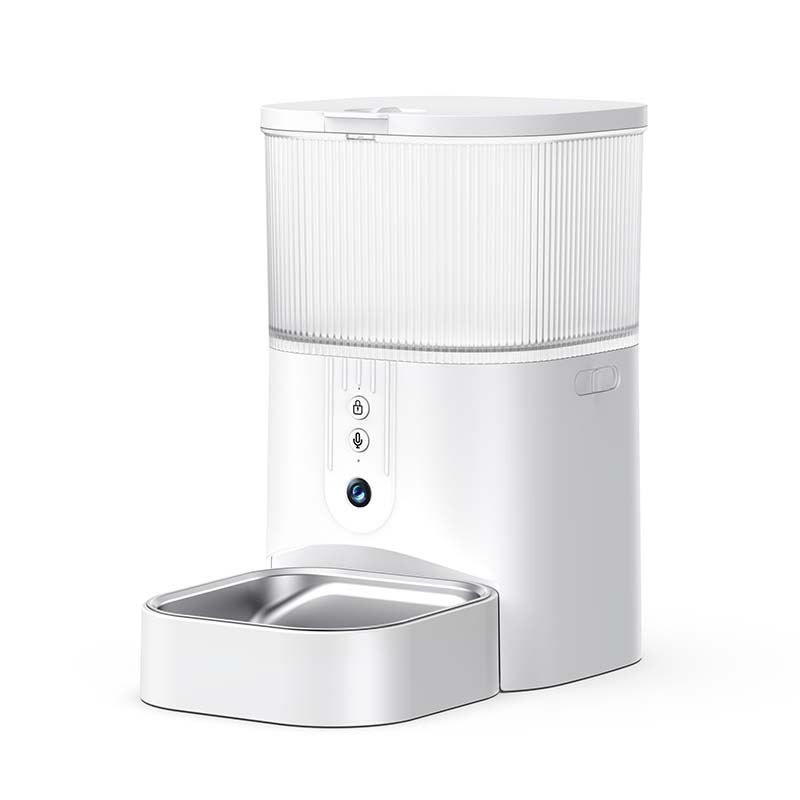 Automatic pet feeder